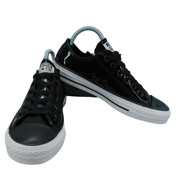 Converse - Chuck Taylor All Star Low Black Patent Ox All Star Women's 7 Men's 5 - Picture 1 of 11